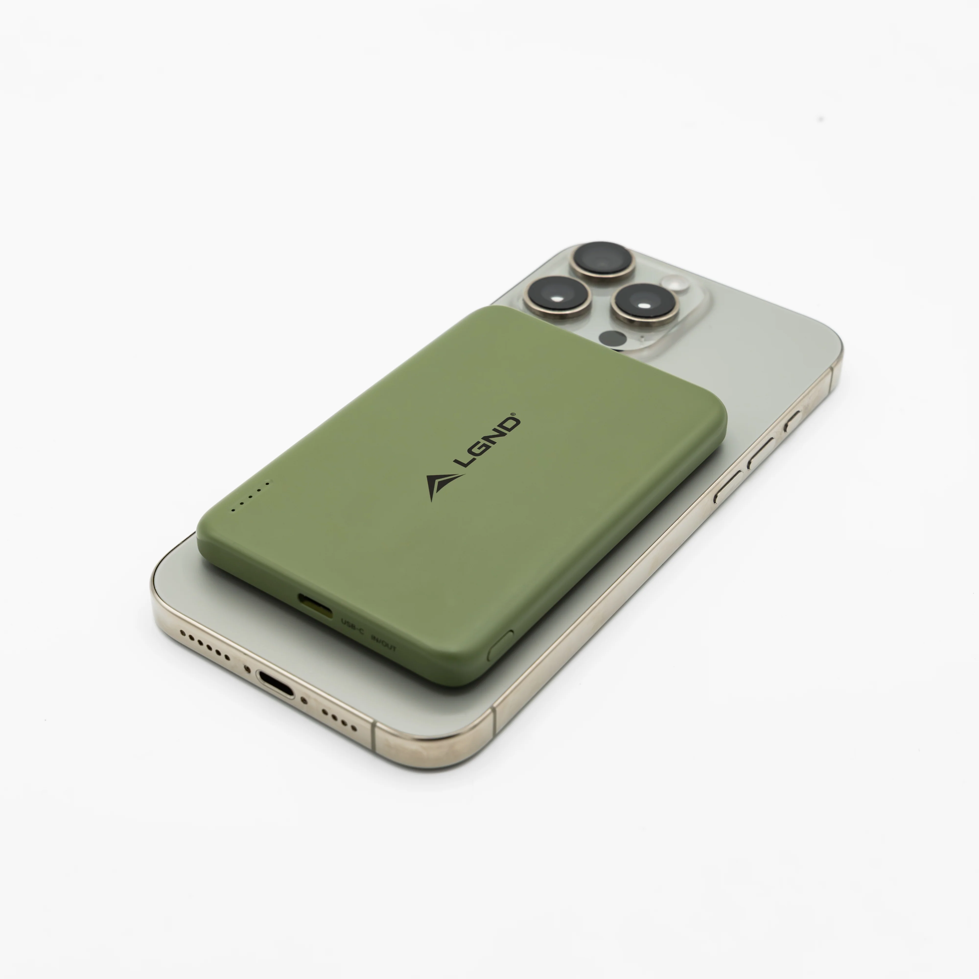 LGND OutdoorsĀ® Slim Magnetic Power Bank - Image 2